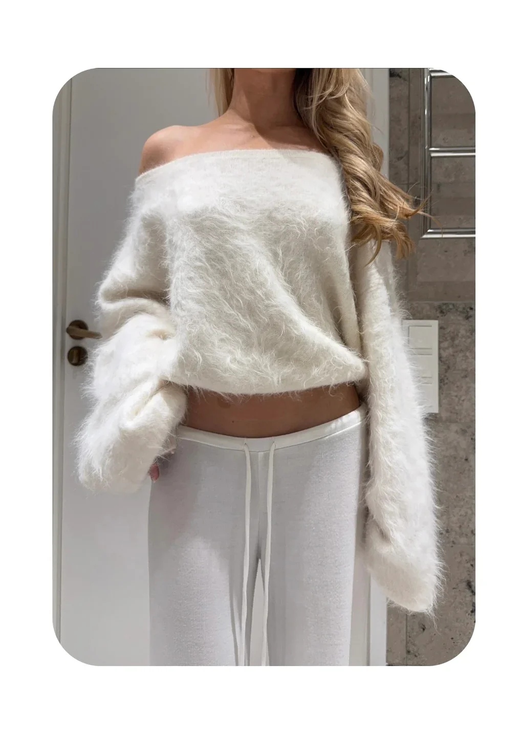 AMI - ONE SHOULDER KNITTED JUMPER - Image 4