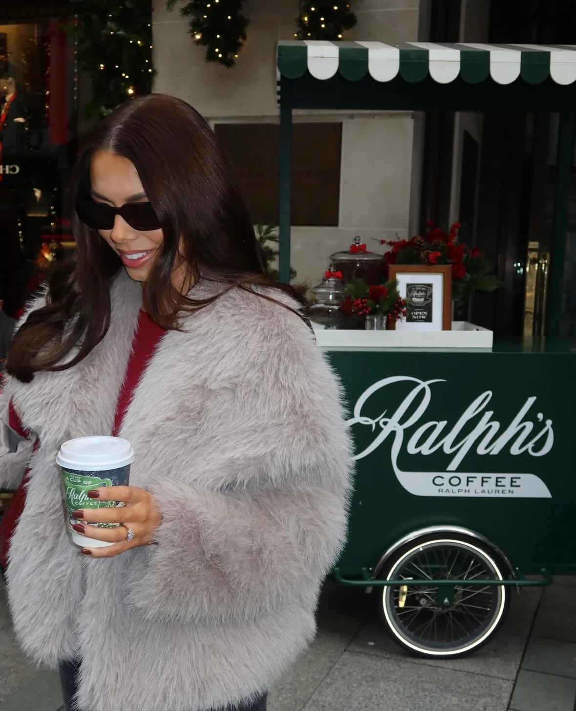 DEMURE - FAUX FUR COAT - Image 5