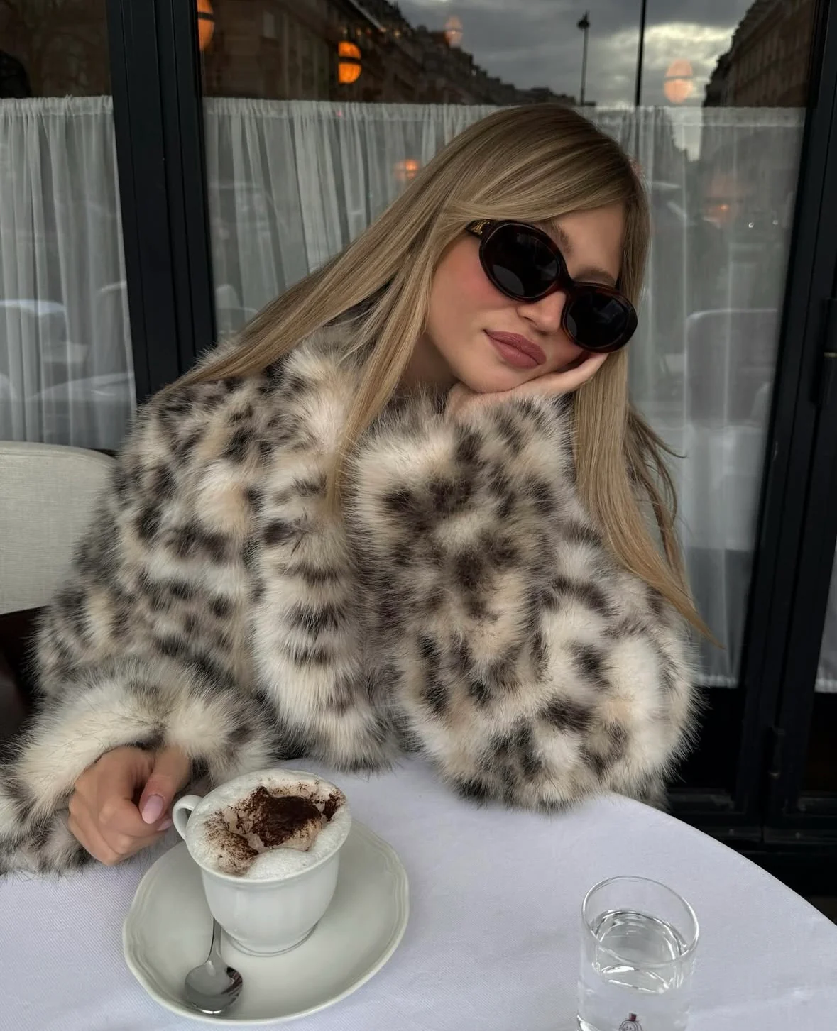 DEMURE - LIMITED EDITION FAUX FUR COAT - Image 3