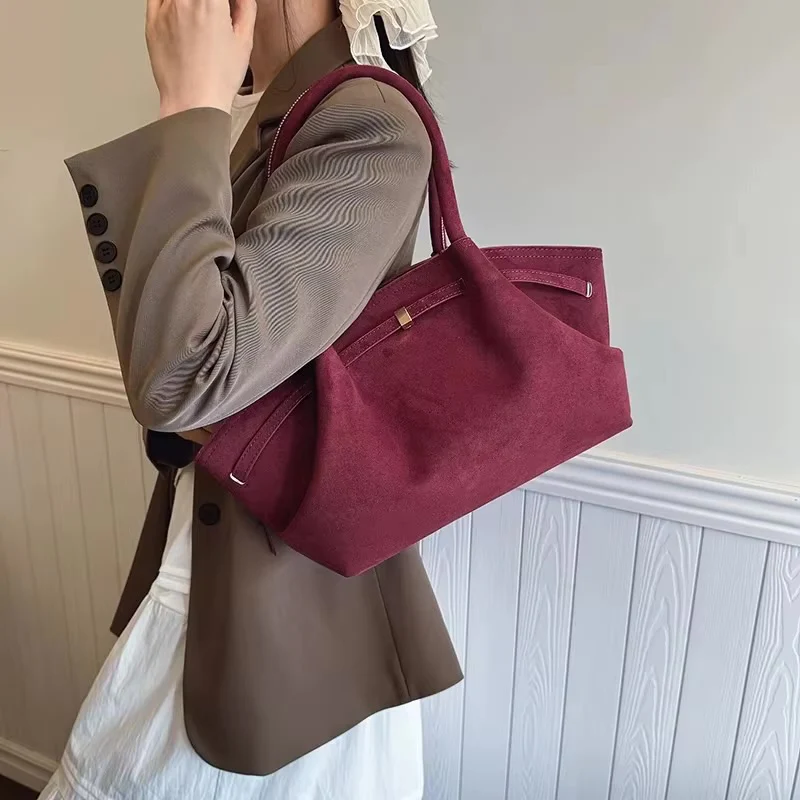 DIANA - SUEDE STRUCTURED BAG - Image 2