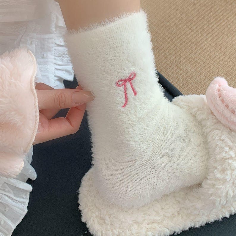 EVIE - 4 PACK BOW SLIPPER SOCKS - Image 6