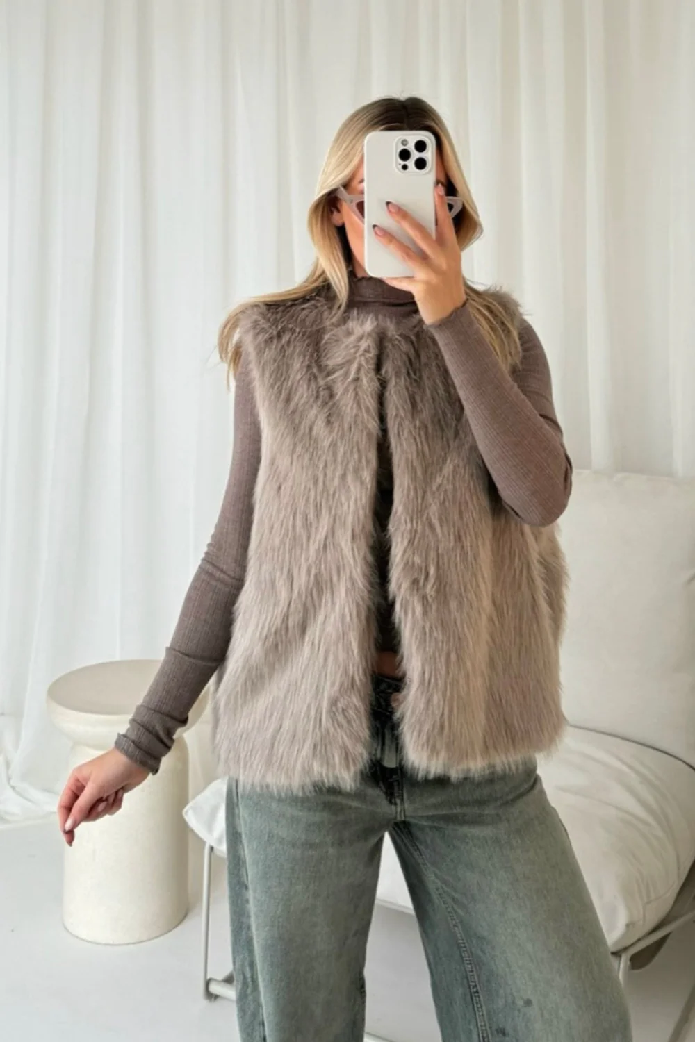 HEIDI - FAUX FUR GILET - Image 2