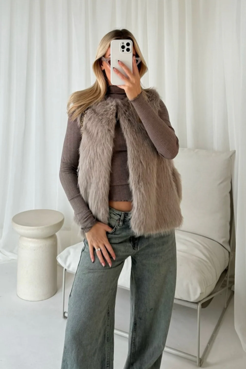 HEIDI - FAUX FUR GILET - Image 3