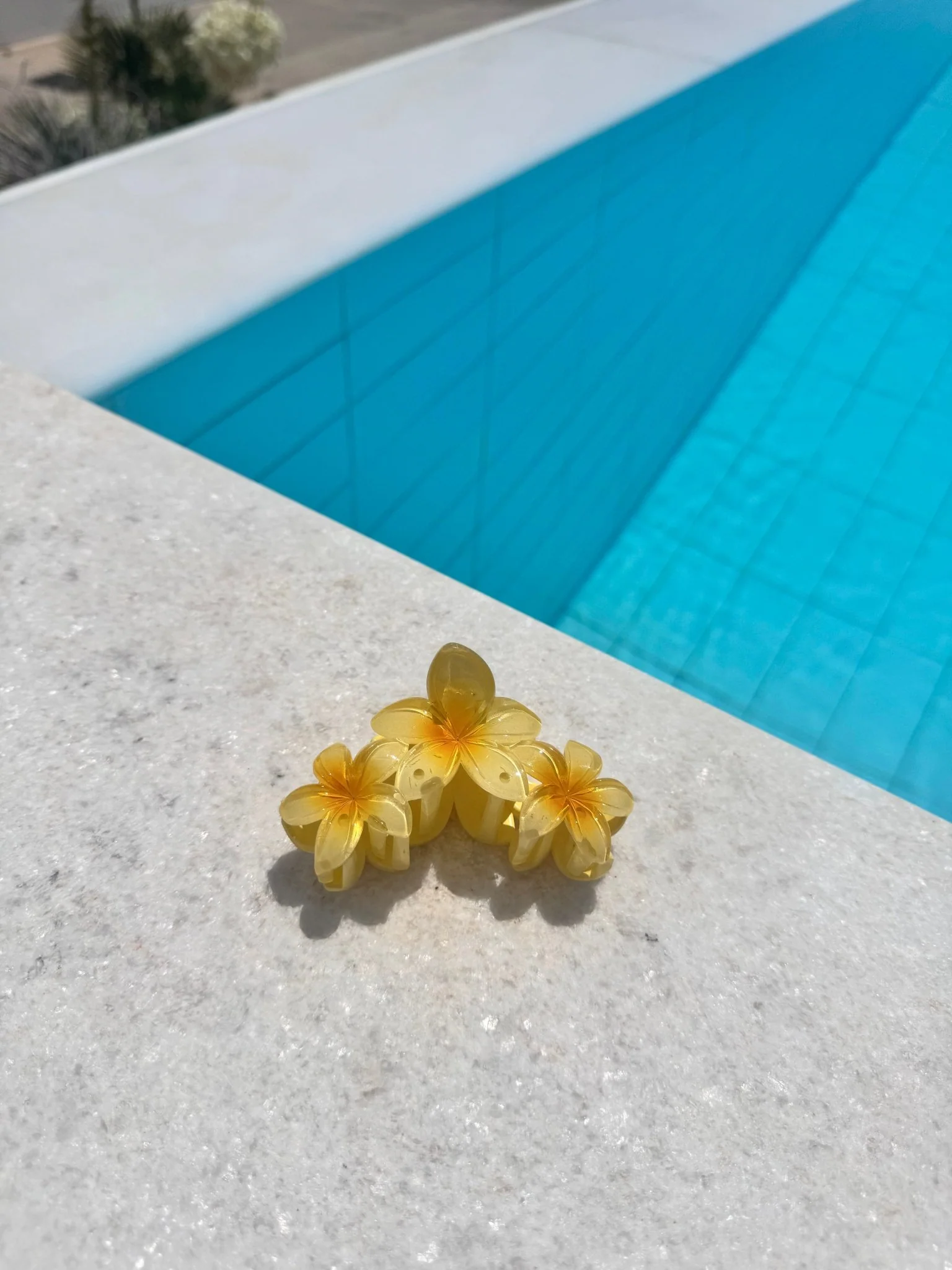 LILLY - FLOWER CLAW CLIP - Image 5